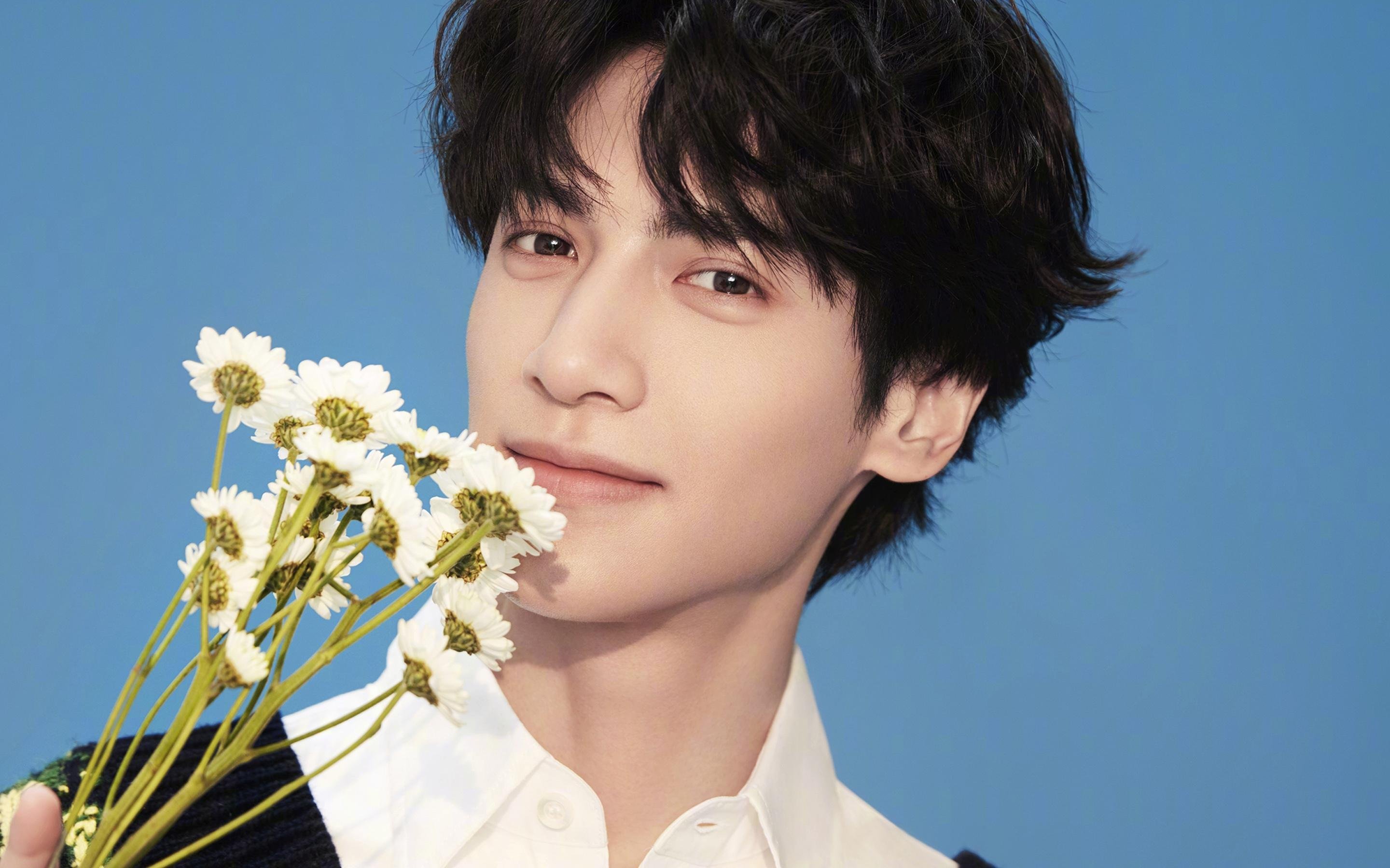 开云体育下载官网-法甲“冠军争夺战”：巴黎圣日耳曼迎战紧咬不放的对手